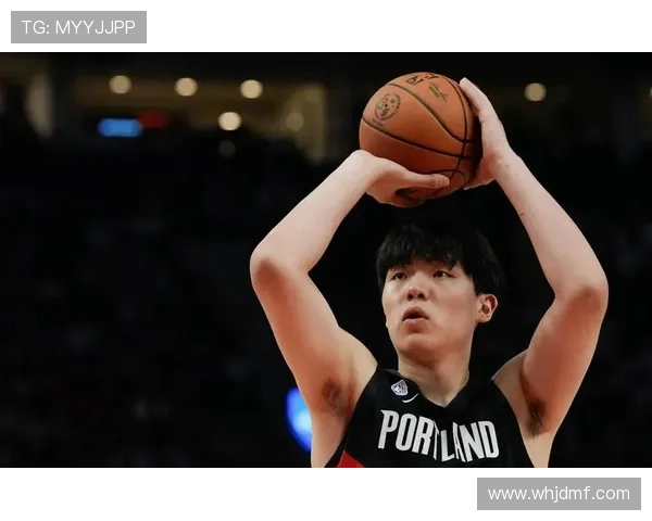 开拓者官宣杨瀚森暂被下放发展联盟决定引发广泛球迷热议讨论不断