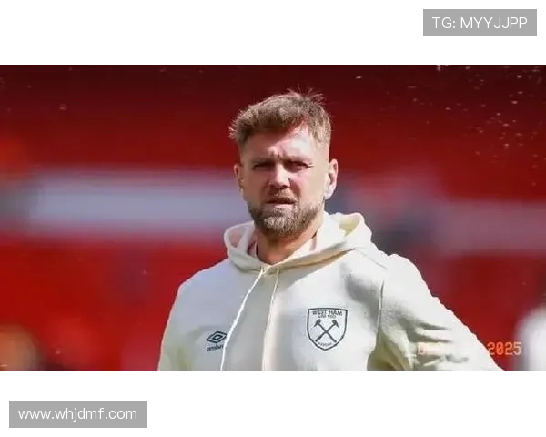 西媒报道恩德里克或冬窗离队里昂全力争取租借展开谈判