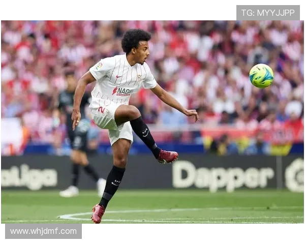 巴萨官方宣布因塞维利亚机场大雾航班延误一小时球队行程受影响